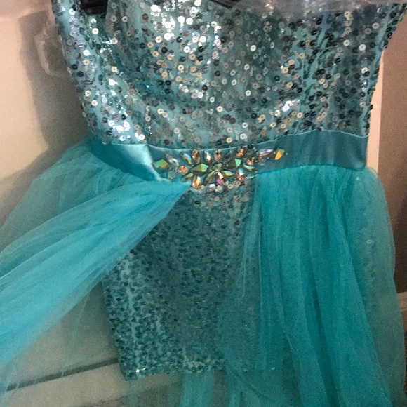 Prom Dres - Picture 2 of 2